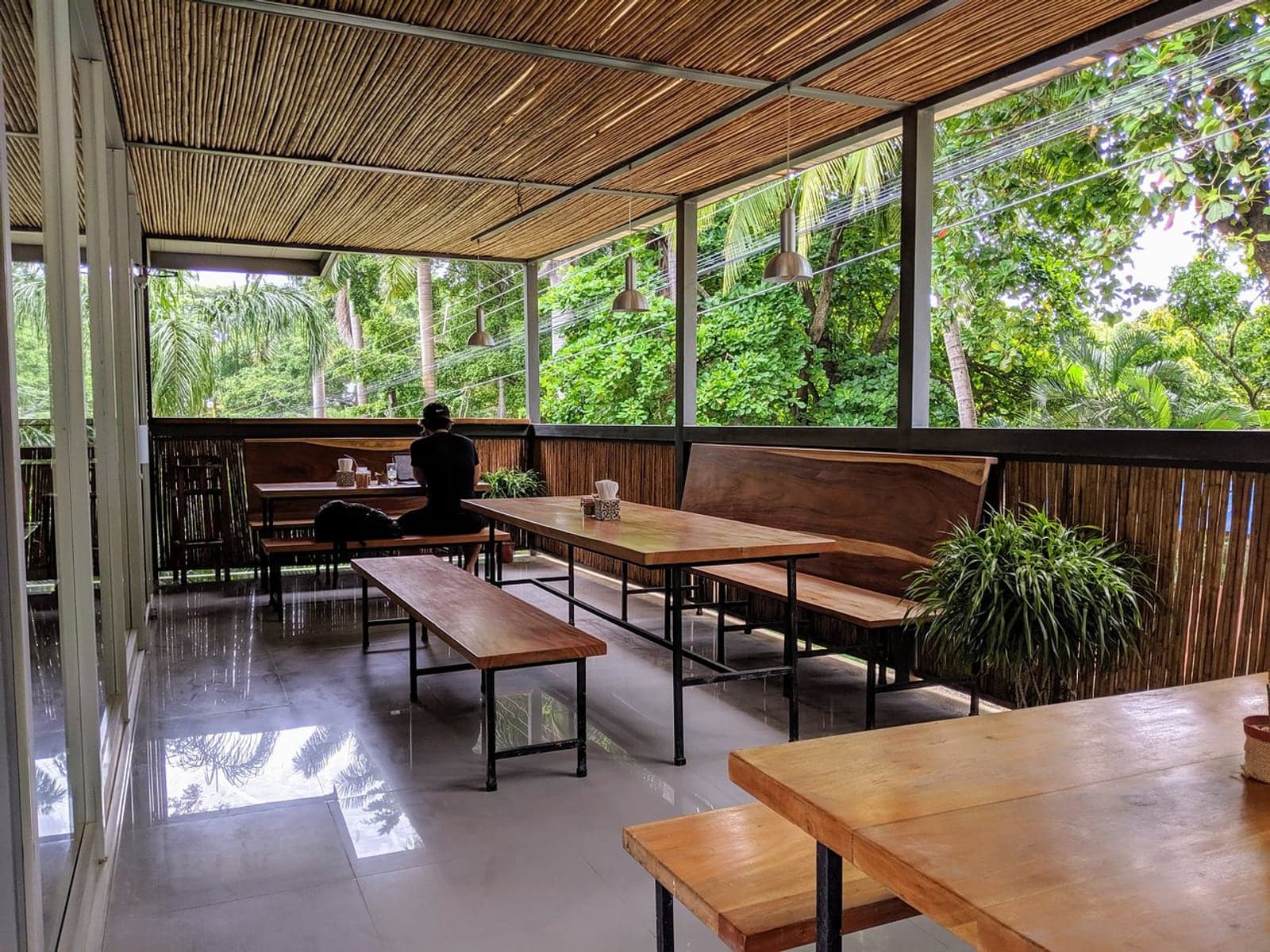Cafe Social, Work-friendly · A/C