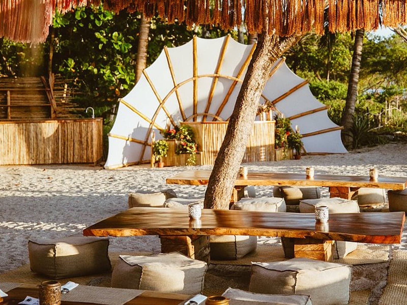 Uma — Israeli · classy beach with DJs